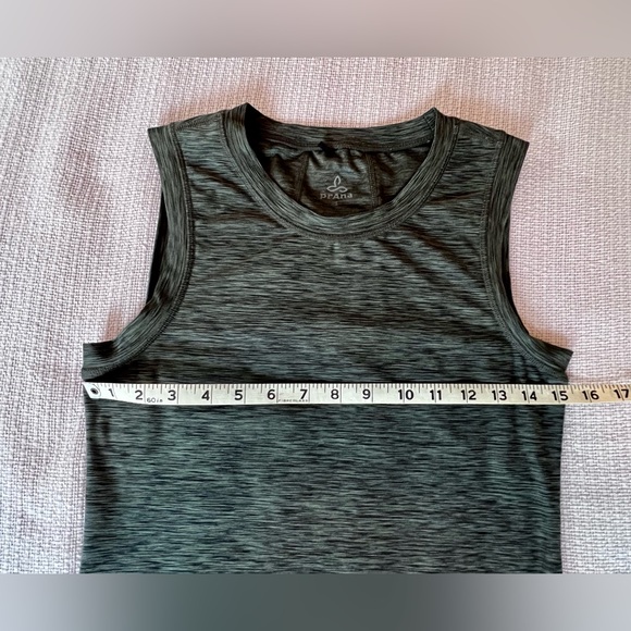 Prana foundation sheath dress in forest green. In great condition. - Picture 5 of 8